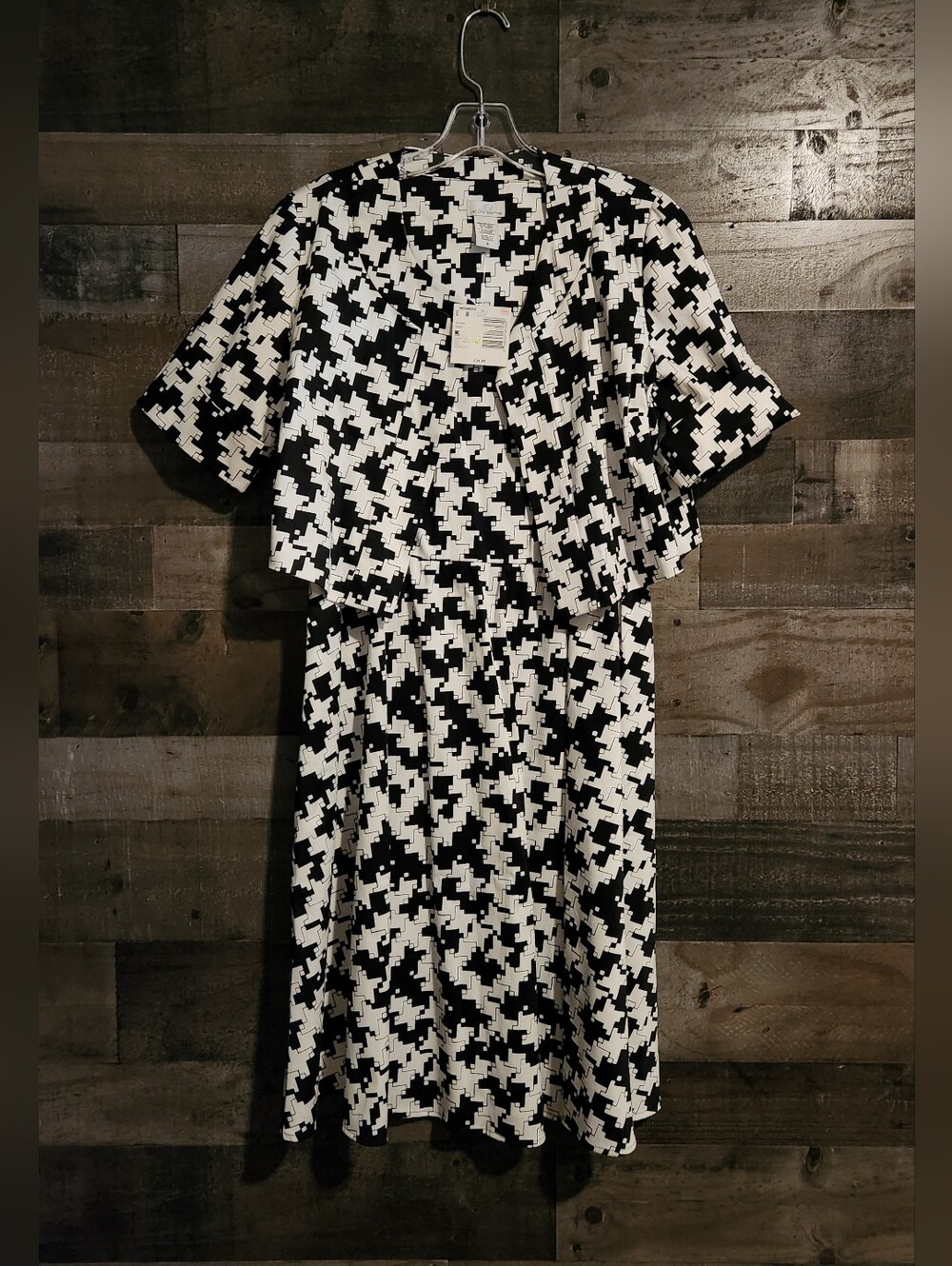 Jaclyn Smith Black and White Geometric Midi Dress with Crop Jacket 8/M
